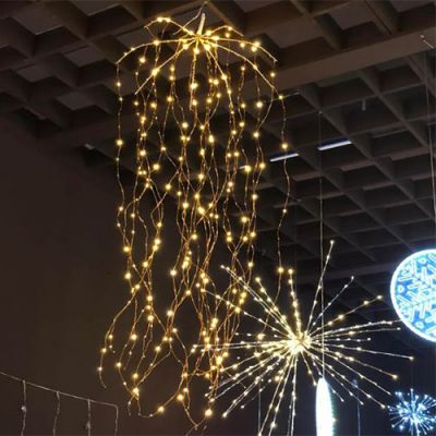 Cascata di luci con microled bianco caldo per esterno decorazione natalizie