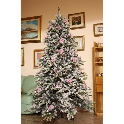 happy casa albero di natale innevato