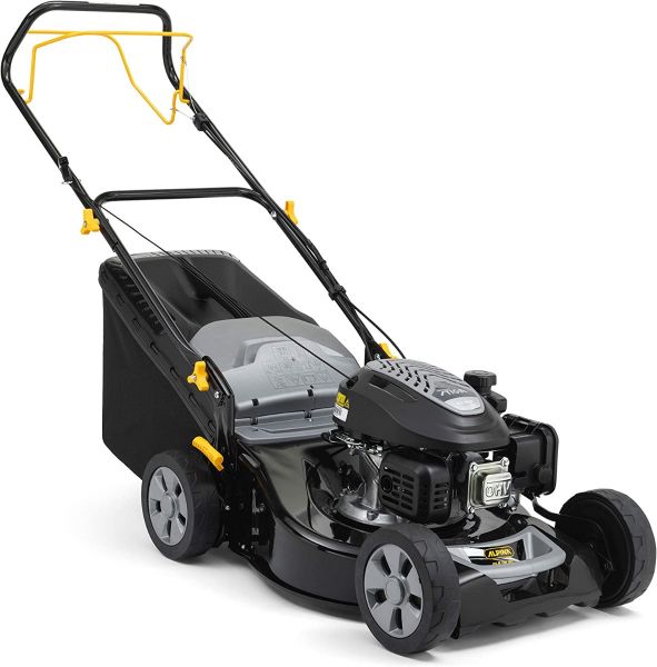 Alpina Tagliaerba a scoppio AL5 46 taglio 46 cm, Motore da 139 cc (2200 W) a trazione posteriore Fino a 1200 mq Sacco raccolta da 60 lt Altezza taglio regolabile 6 posizioni