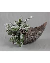 Cornucopia innevata con pigne e rami vaso a forma di corno  di natale